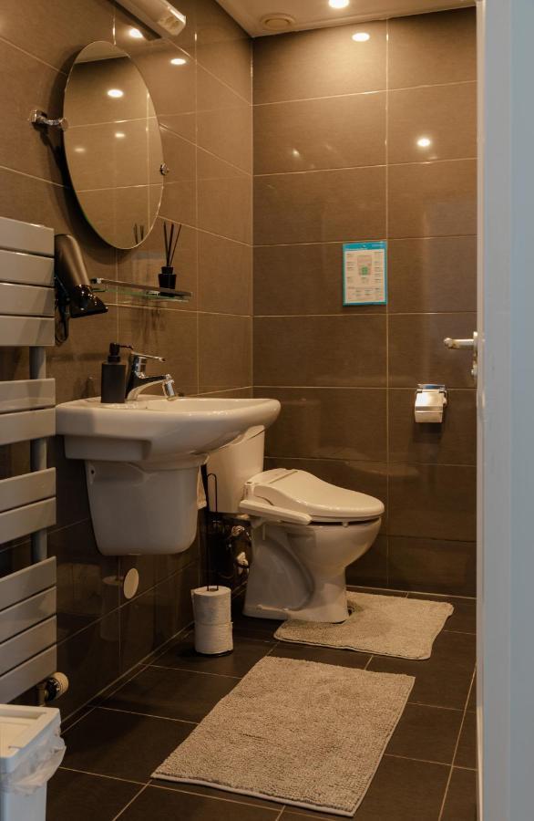 Gastenverblijf Villa Buitenplaats Wergea Contactloos Inchecken Naarderburen Dış mekan fotoğraf